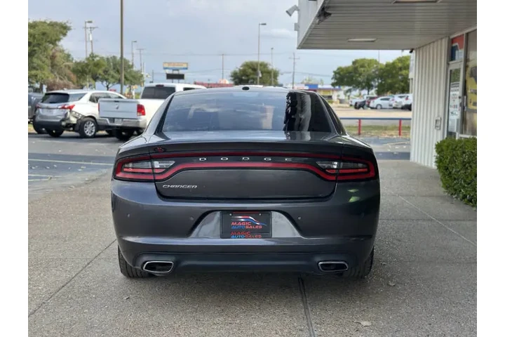 $14499 : 2016 Charger SE image 8