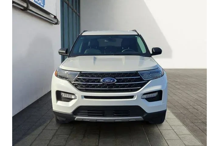 $29495 : Ford Explorer 2023 AWD XLT 4 image 8