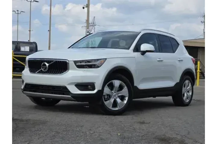 $23950 : 2022 XC40 image 2