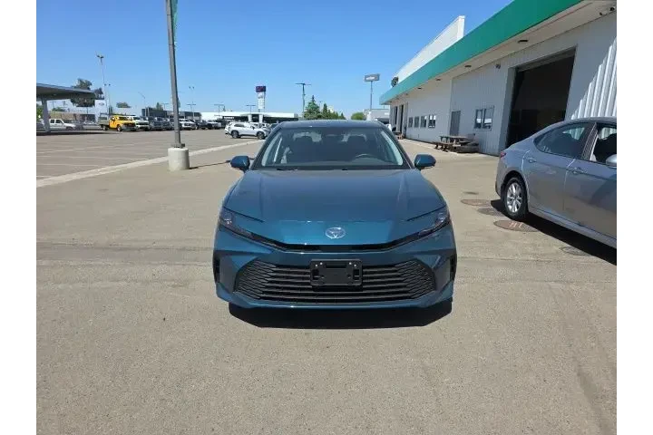 $34900 : Toyota Camry 2026 SE 4dr Sed image 2