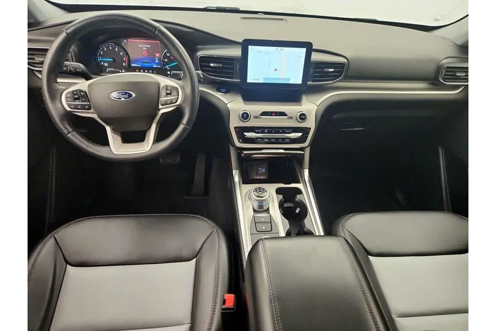 $25998 : Ford Explorer 2022 AWD XLT 4 image 9