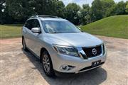 $13500 : 2015 Pathfinder S thumbnail