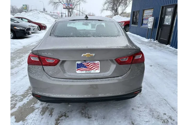 $17990 : 2023 Malibu LT image 8