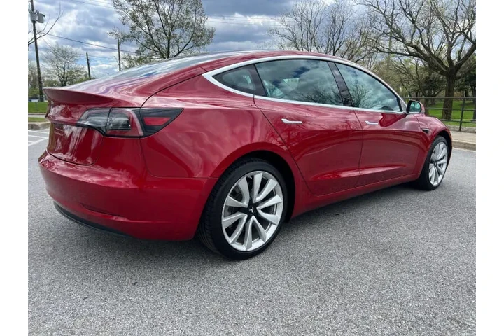 $18500 : 2018 Model 3 Long Range image 6