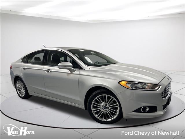 $8403 : Pre-Owned 2016 Fusion SE image 1