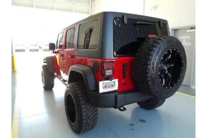 Jeep Wrangler Unlimited 2017 image 8