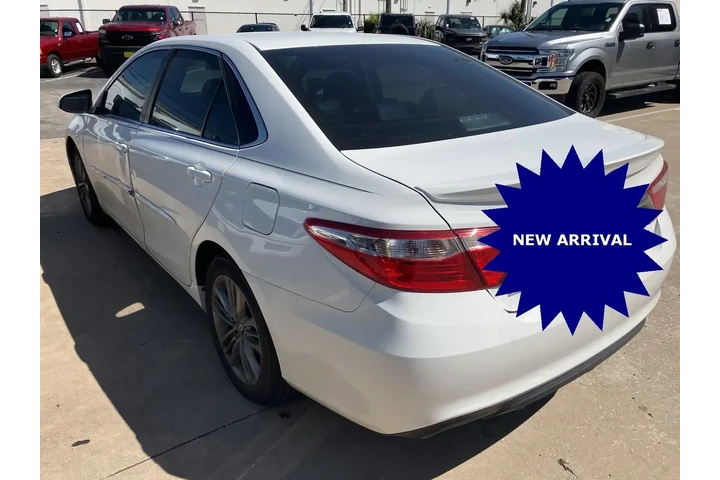 $17991 : Toyota Camry 2017 SE 4dr Sed image 3