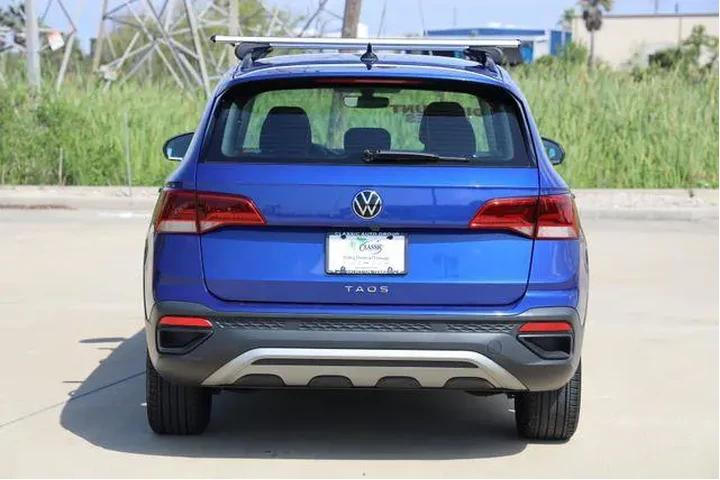 $19540 : Volkswagen Taos 2023 S 4dr S image 7