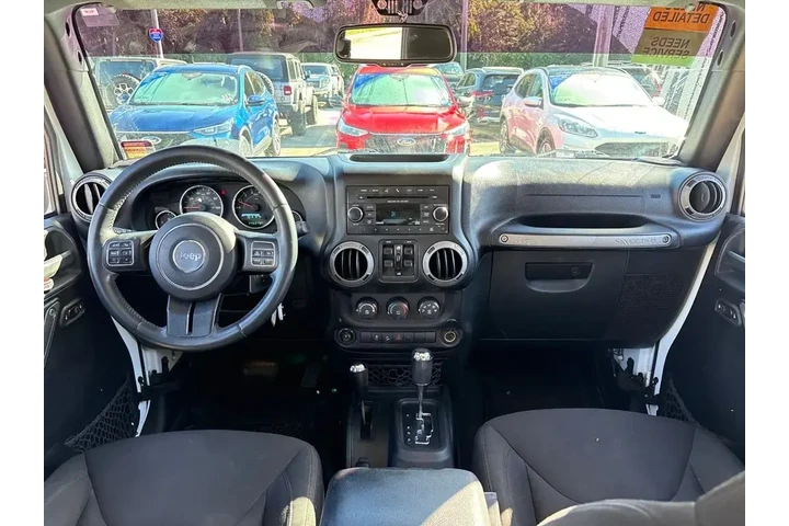 $13400 : Jeep Wrangler Unlimited 2015 image 5