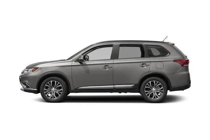 2018 Outlander SEL image 4