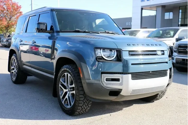 $36995 : Land Rover Defender 2023 AWD image 4