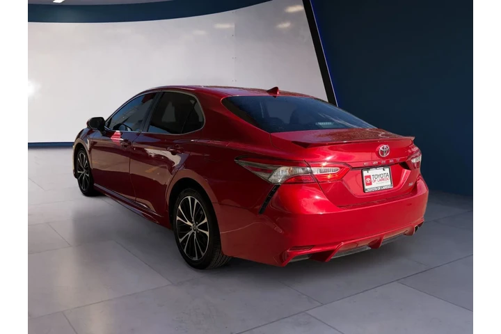 $20995 : Toyota Camry 2019 SE 4dr Sed image 3