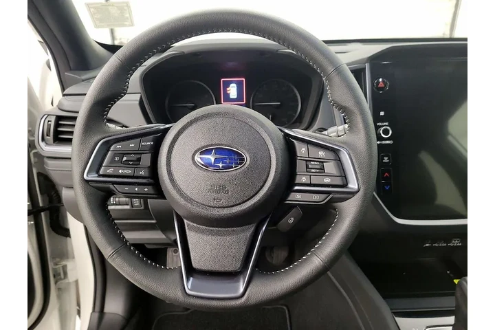 $35998 : Subaru Forester 2025 AWD Lim image 10