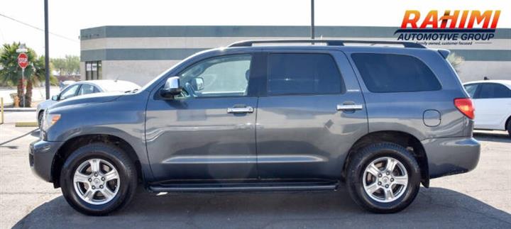 $11977 : 2008 Sequoia Limited image 9