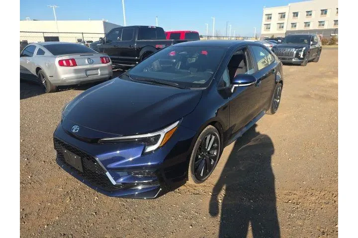 $32900 : Toyota Corolla Hybrid 2026 S image 3