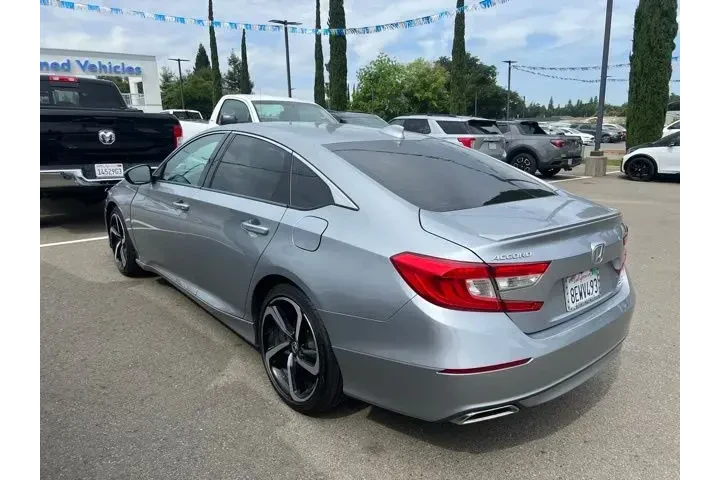 $17575 : Honda Accord 2018 Sport 4dr image 8