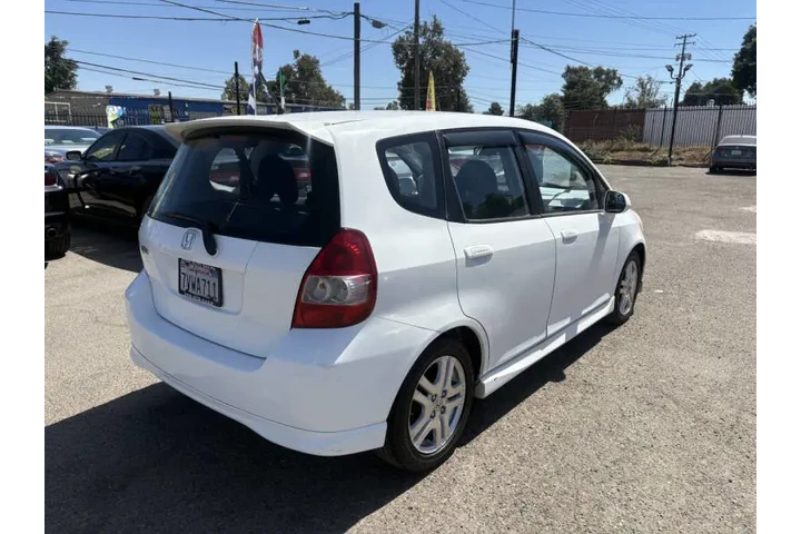 2007 Fit Sport image 8