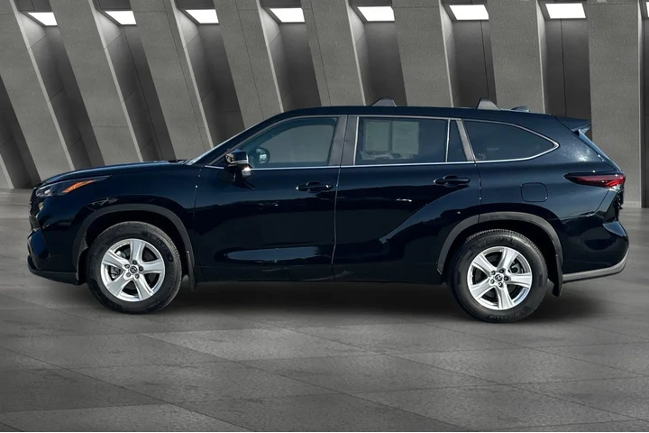 $36500 : Toyota Highlander 2024 AWD L image 10