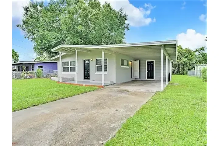 $1585 : ¡CASA DE 3 HABITACIONES Y 2 BA image 1
