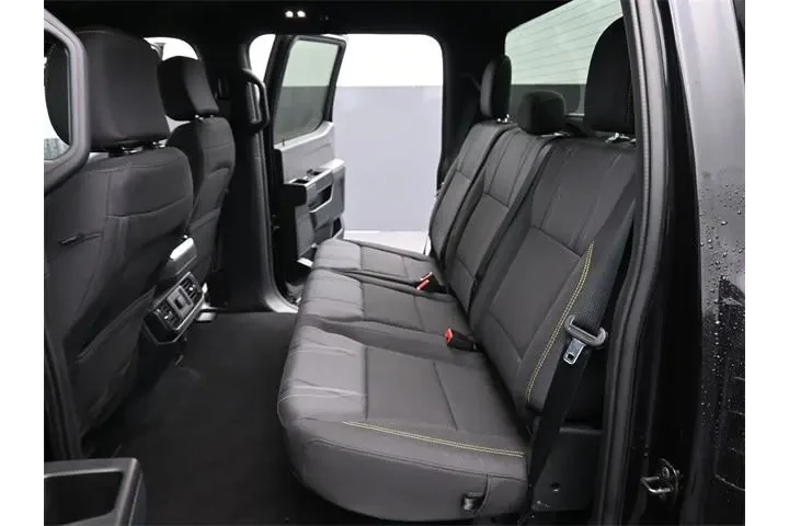 $39986 : Ford F-150 2024 4x4 STX 4dr image 10