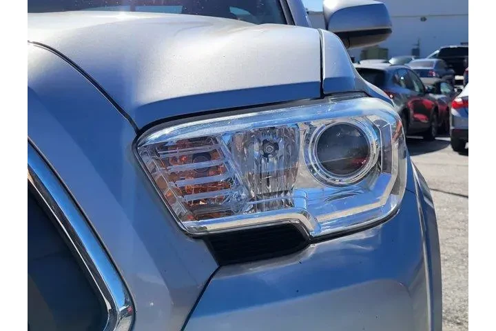 $25600 : Toyota Tacoma 2020 4x2 SR5 4 image 10