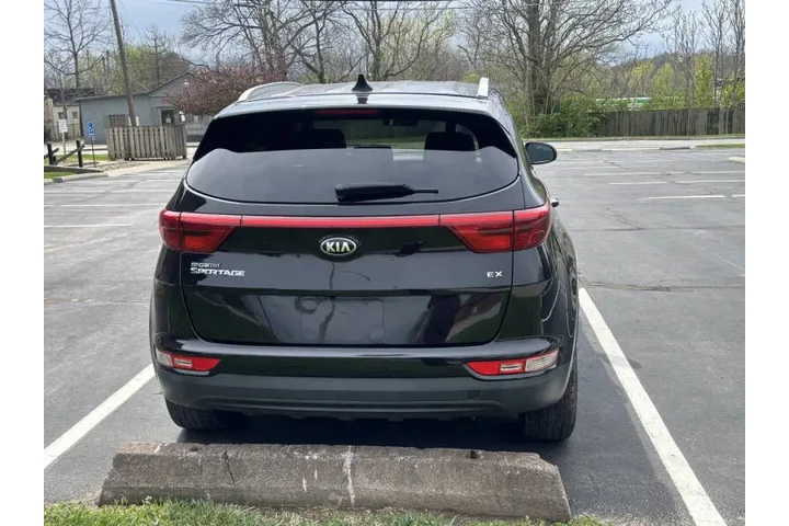 $8999 : 2017 Sportage EX image 10