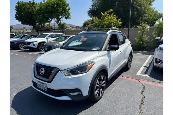 $13499 : Nissan Kicks 2018 S 4dr Cros image 1