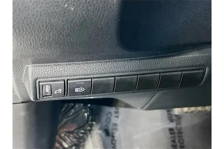 $19800 : Toyota Corolla 2024 LE 4dr S image 10