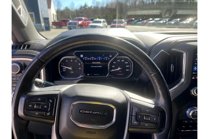 $39900 : GMC Sierra 1500 2019 4x4 Den image 7