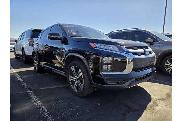 $14991 : Mitsubishi Outlander Sport 2 image 1