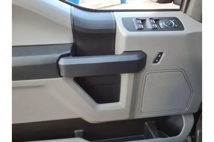 $28962 : Ford F-150 2019 4x4 XL 4dr S image 8