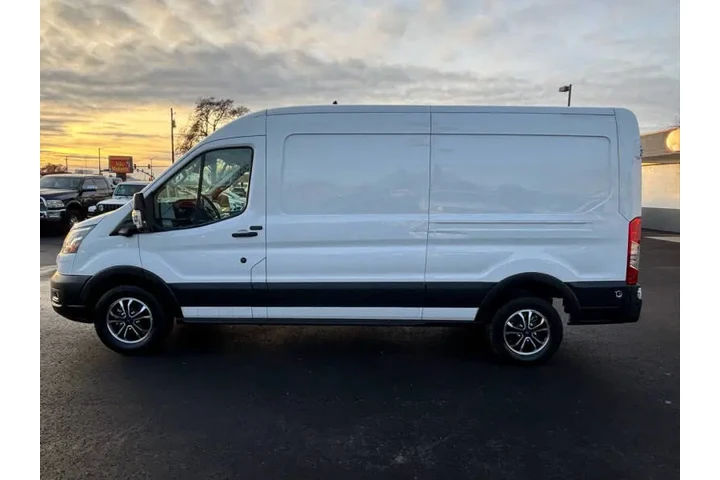 $28999 : 2022 E-Transit 350 image 6