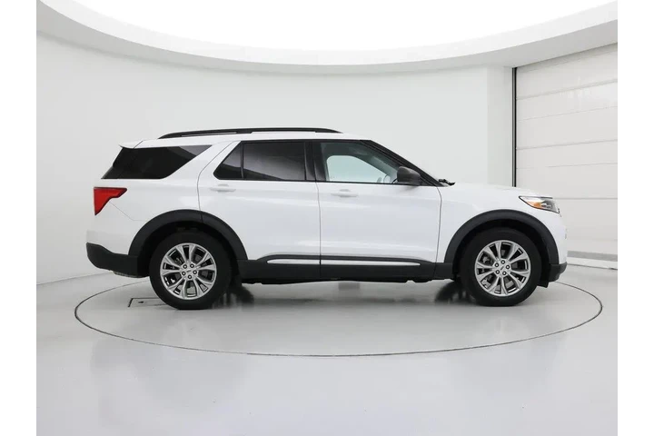 $29998 : Ford Explorer 2021 AWD XLT 4 image 7