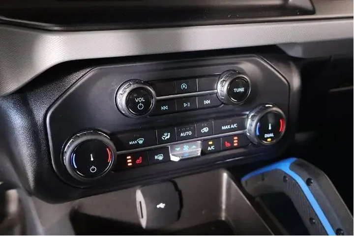 $37676 : Ford Bronco 2022 4x4 Base Ad image 8