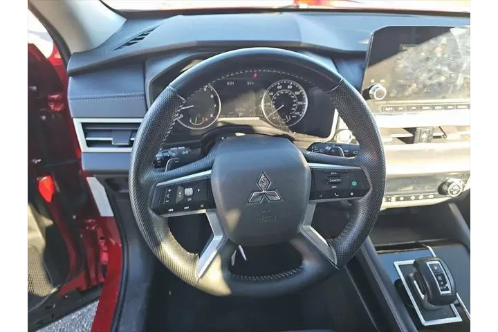 $25000 : Mitsubishi Outlander 2024 SE image 10