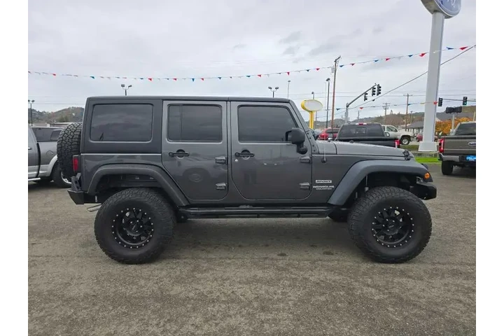$23500 : Jeep Wrangler Unlimited 2017 image 6
