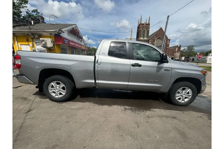 $32995 : 2021 Tundra SR5 image 9