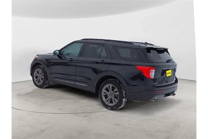 $23288 : Ford Explorer 2021 AWD XLT 4 image 3