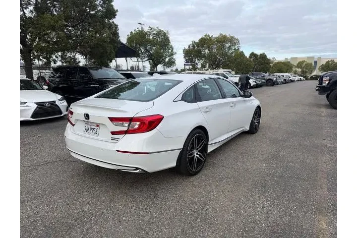 $26800 : Honda Accord Hybrid 2022 Tou image 3