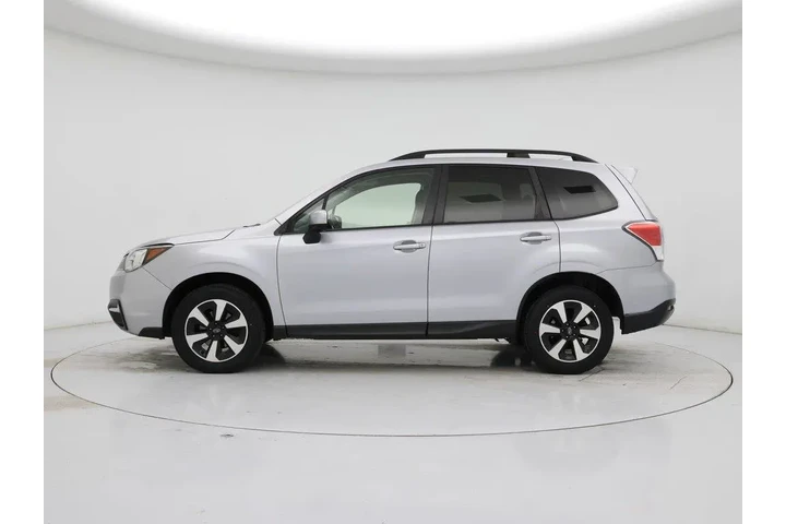 $18998 : Subaru Forester 2017 AWD 2.5 image 3