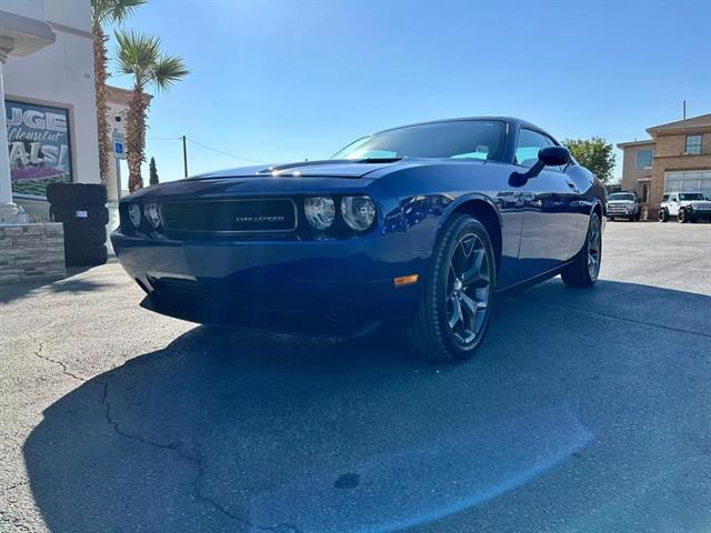 $13995 : Pre-Owned 2010 Challenger SE image 1