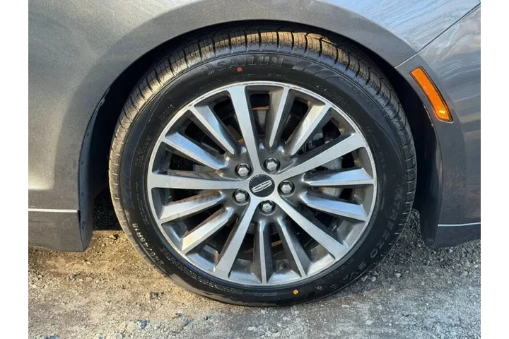 $14990 : 2017 MKZ Premiere image 9