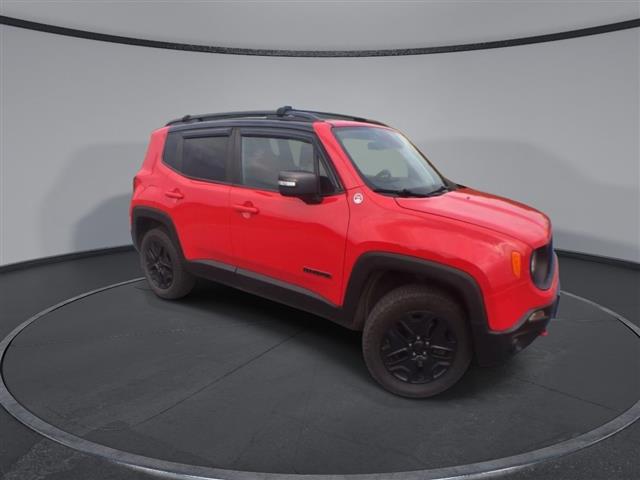 $14700 : PRE-OWNED 2018 JEEP RENEGADE image 2
