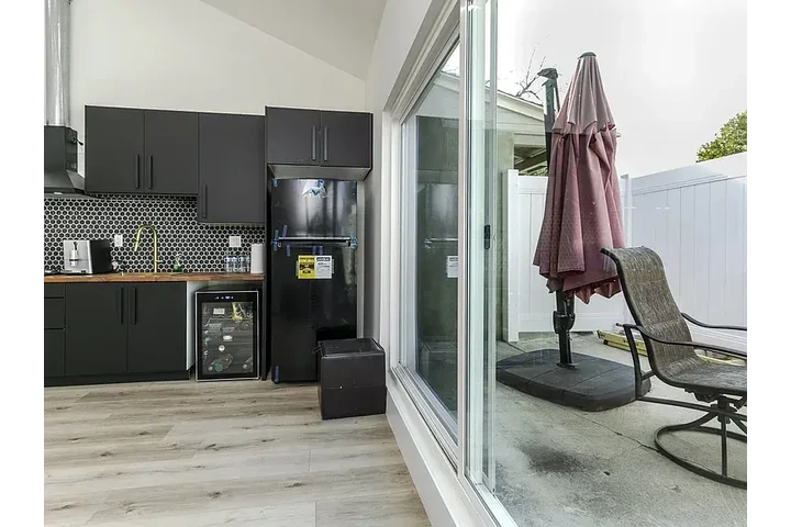 $1265 : A PLACE TO CALL YOUR OWN image 9