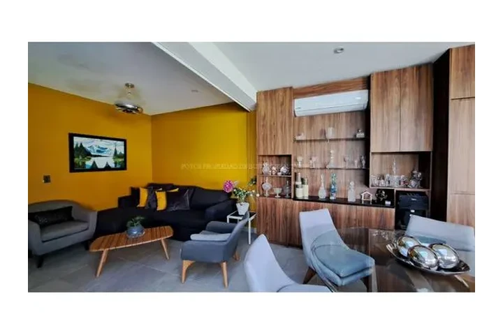 $12800000 : TRES CASAS EN UNA | SE VENDEN image 6