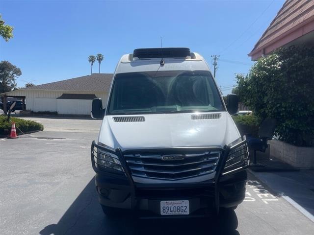 $29500 : 2017 Freightliner Sprinter image 6