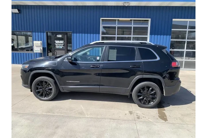 $14990 : 2019 Cherokee Limited image 1