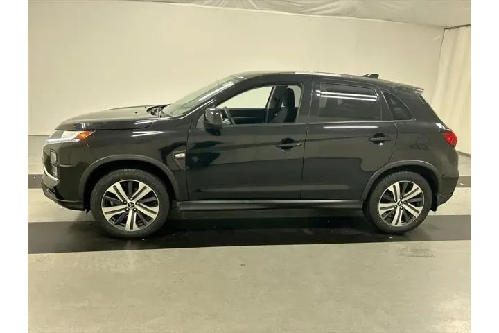 $17857 : Mitsubishi Outlander Sport 2 image 6