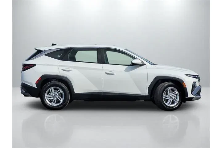 $24379 : Hyundai TUCSON 2025 SE 4dr S image 3