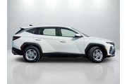 $24379 : Hyundai TUCSON 2025 SE 4dr S thumbnail